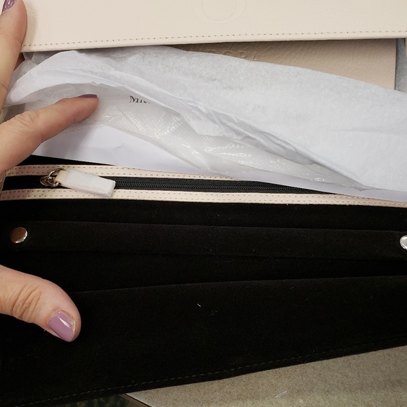 Authentic Pandora Jewelry Roll - Picture 2 of 7